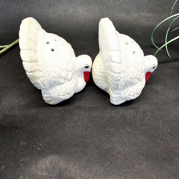 Vintage White Chalkware Plaster Turkey Thanksgiving Salt & Pepper Shakers w/cork - Picture 5 of 10